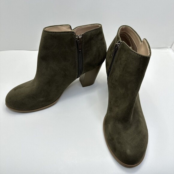 Old Navy Women's FauxSuede Basic Heeled Almond-Toe Zipper Ankle‎ Booties Shoes 8 - Picture 3 of 11